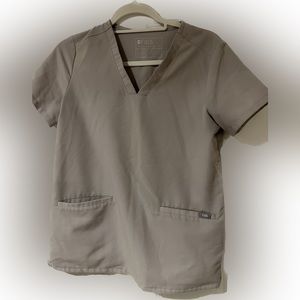 FIGS SLATE COLOR SCRUB TOP